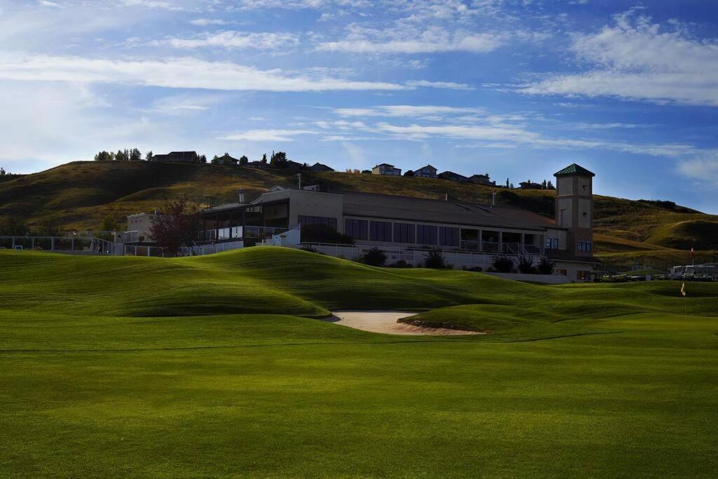 Paradise Canyon Golf Resort - Luxury Condo M409 Lethbridge Exterior photo